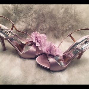 EUC BADGLEY MISCHKA Zabrina Satin Shoes Size 8